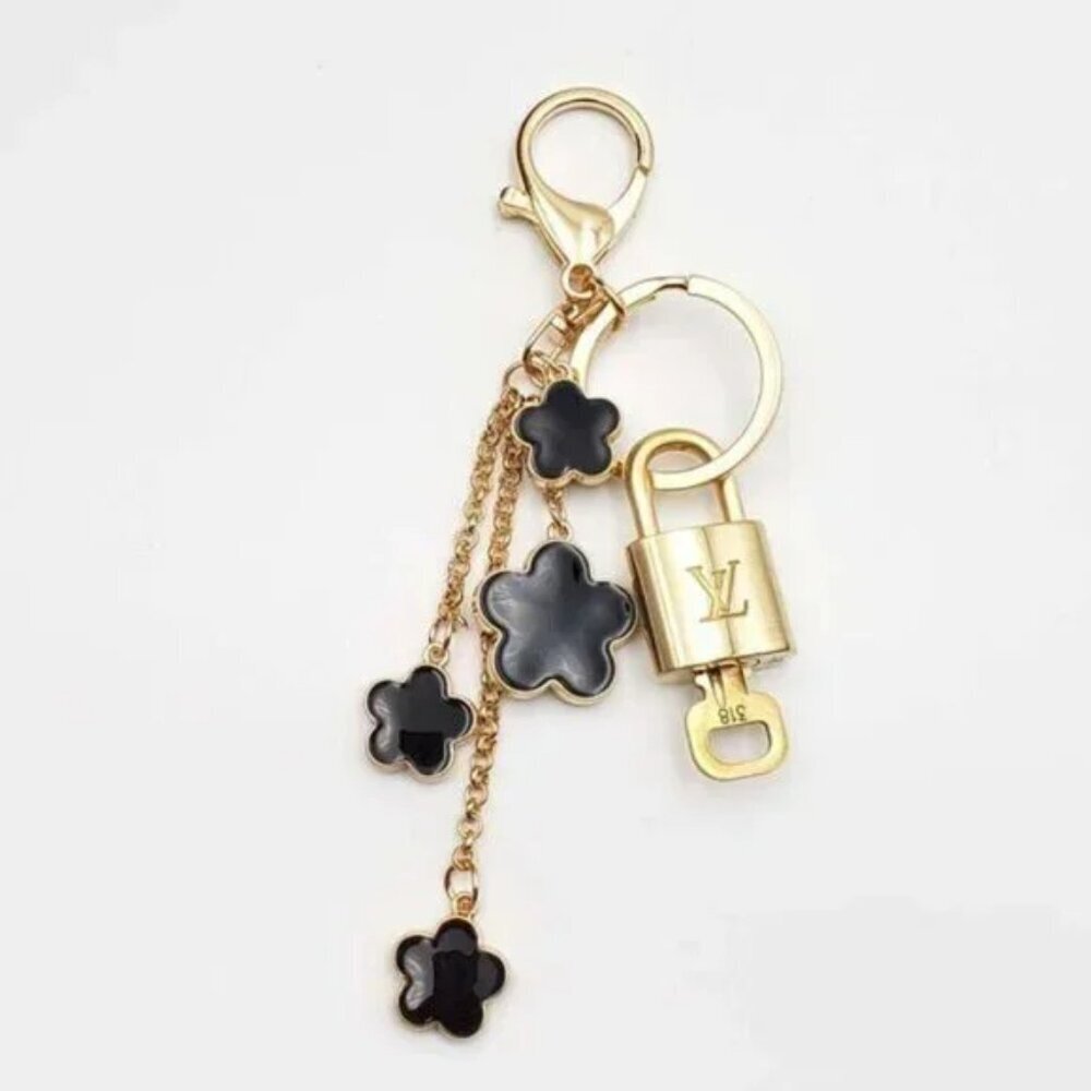 Authentic LV Gold Padlock & Key 🔑 Bag Charm / Unbranded Flower Keychain Combo